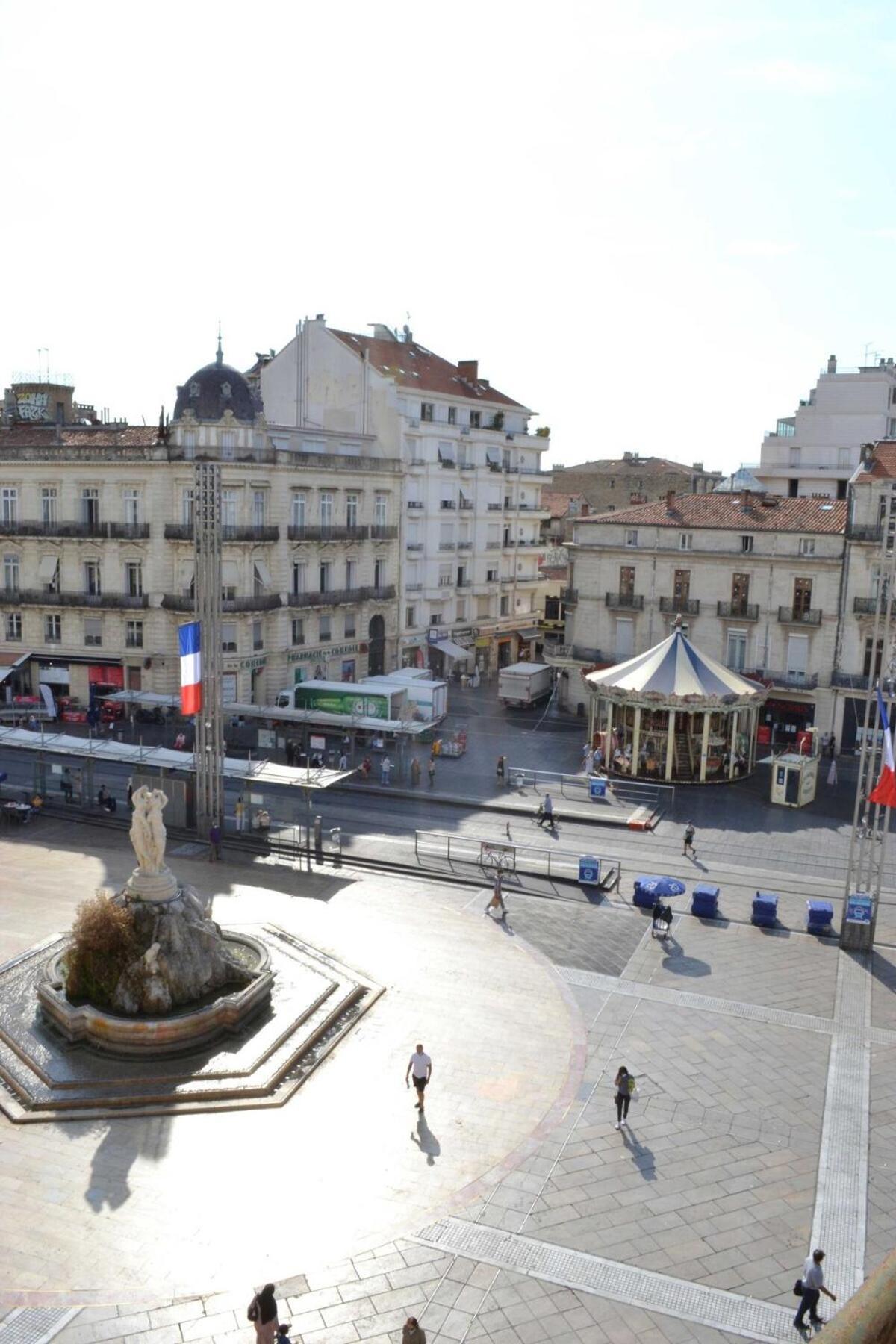 L'Atelier - Climatisation Et Vue Place De La Comedie Montpellier Luaran gambar